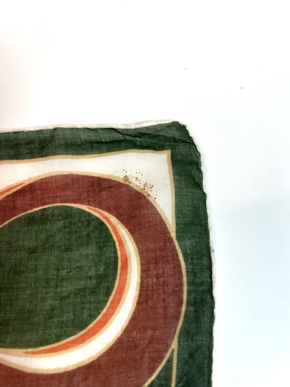 Beautiful Vintage Kreier Handkerchief Scarf - Picture 3 of 5